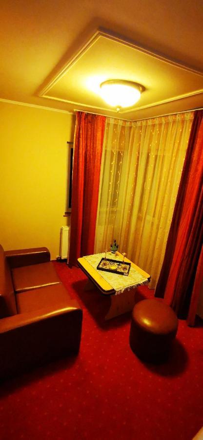Hotel All Times Timisu de Jos Exterior foto